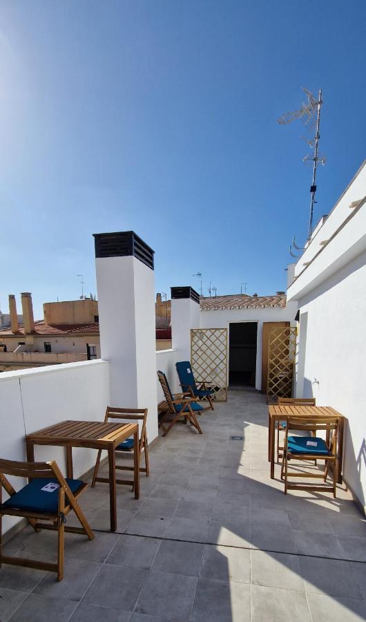Malaga Lodge Apartments Exteriör bild