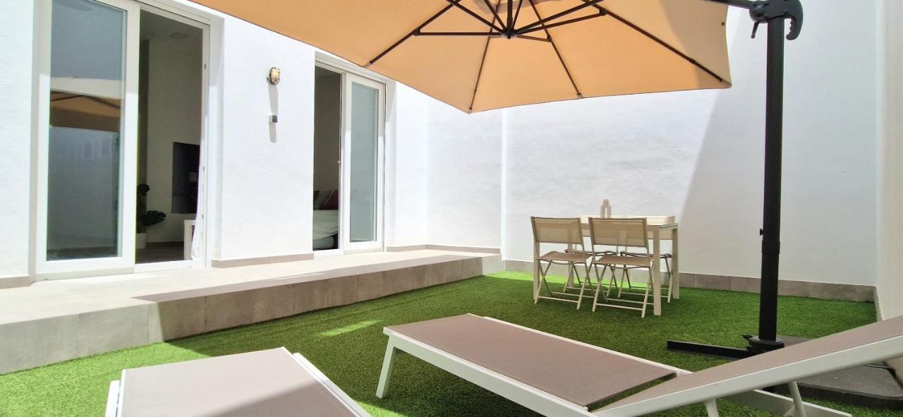 Malaga Lodge Apartments Exteriör bild